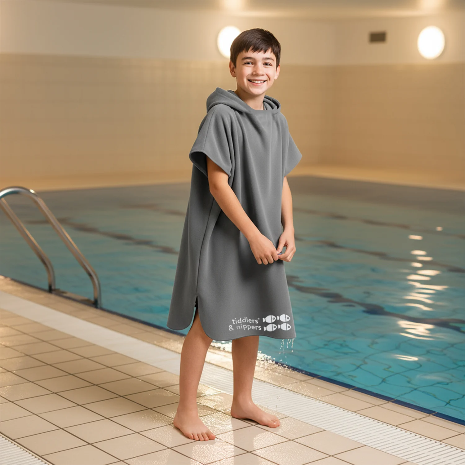 Adults, Older Children (11+) and Teenagers Hooded Poncho Microfiber Towel - Image 14