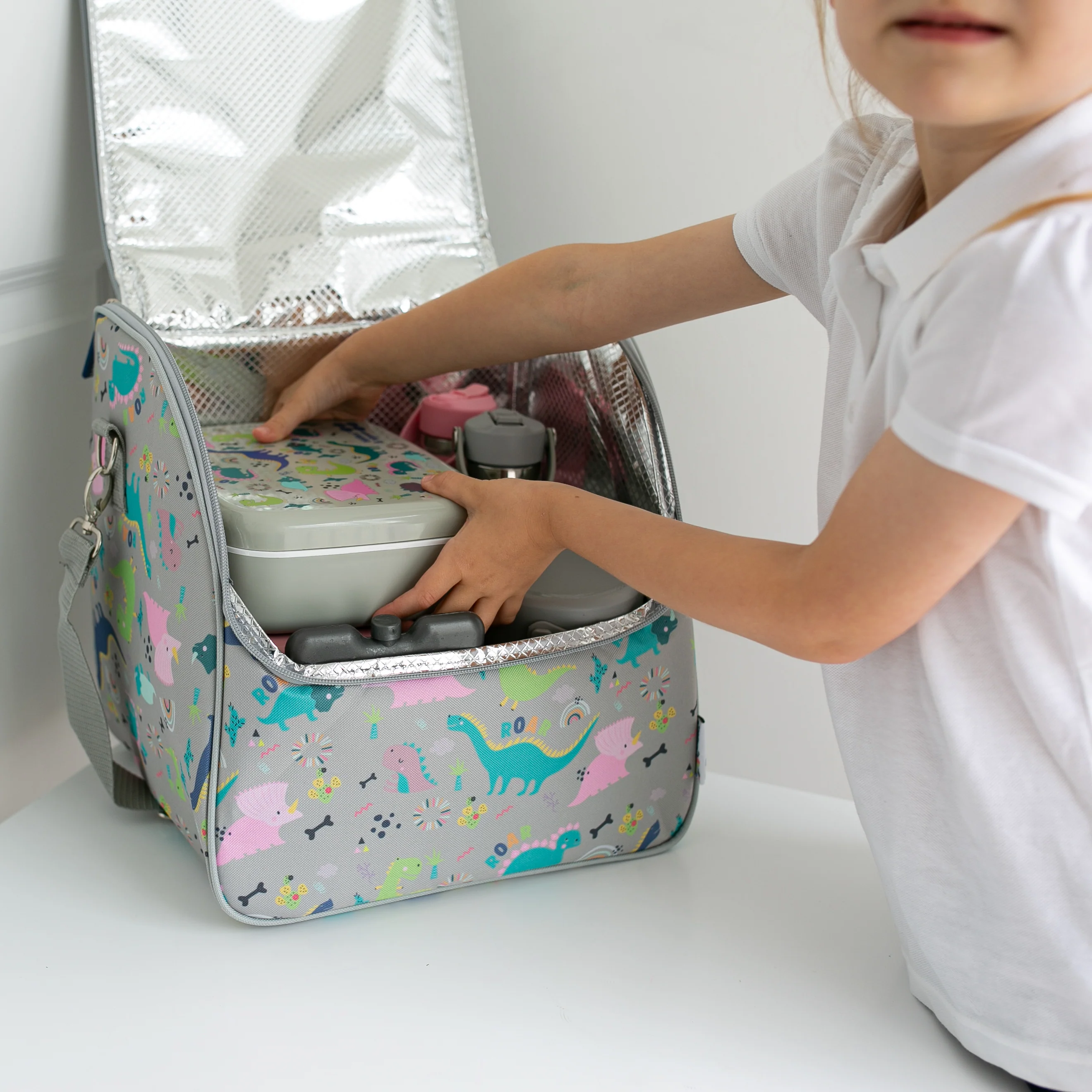 Tiddler Cooler Bag | Extra Large Insulated & Double Zipped | Carry Handle & Padded Shoulder Strap - Image 6