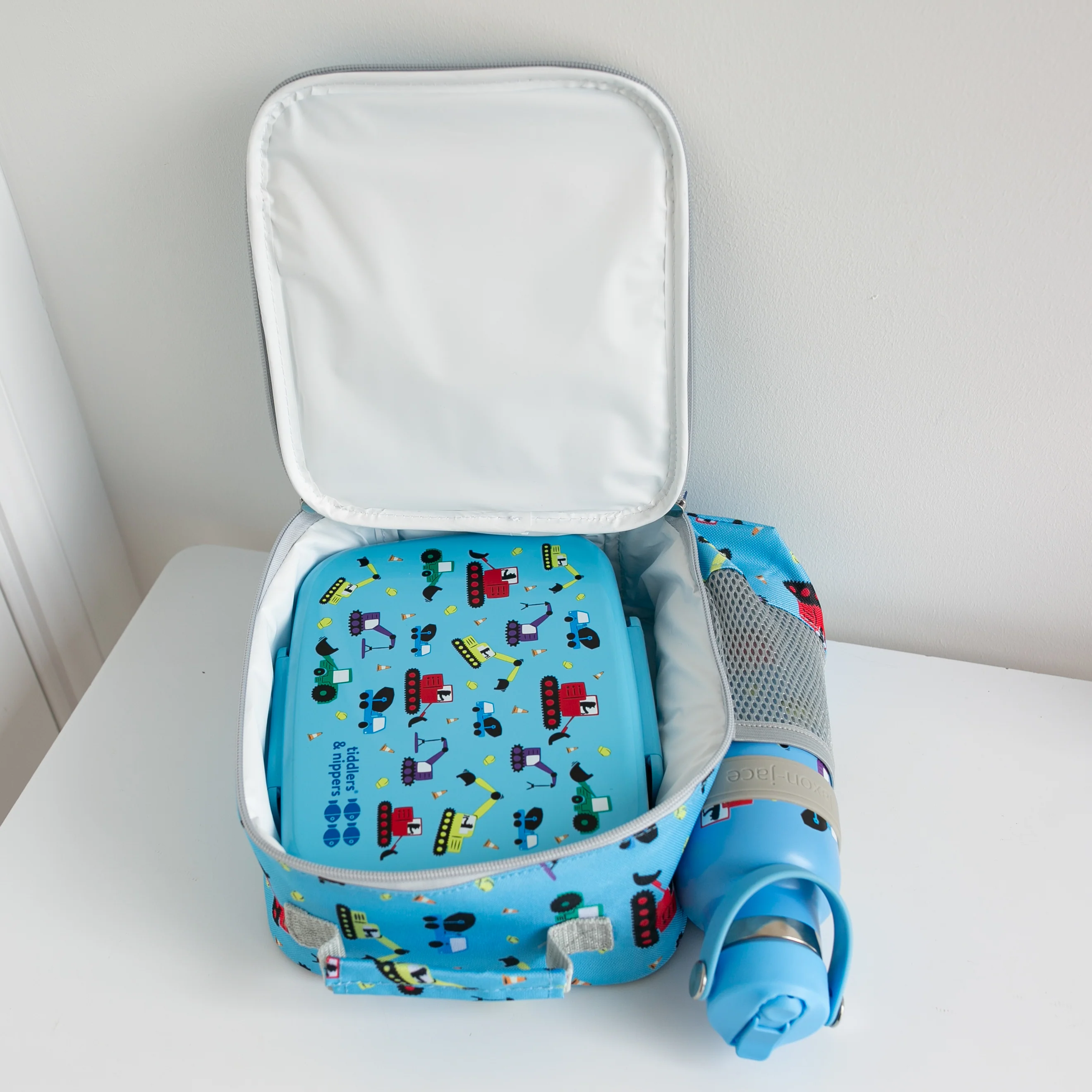 Tiddler Kids Lunch Bag / Lunch Box | Insulated & Double Zipped | Carry Handle & Side Pocket - Image 13