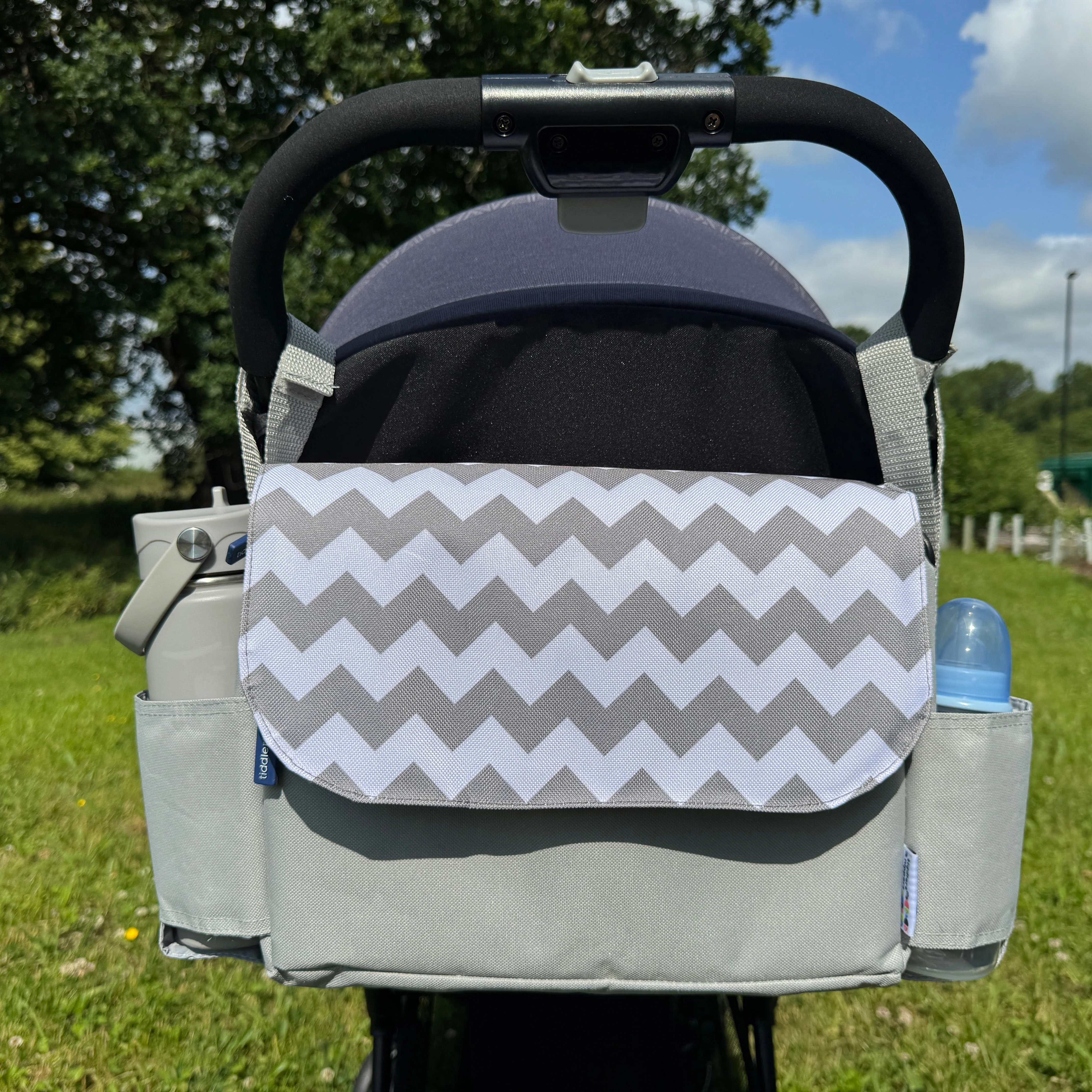 Tiddler Pram / Pushchair Organiser Bag - Large Capacity Universal Stroller / Buggy Bag with 2 Cup Holders - Image 11