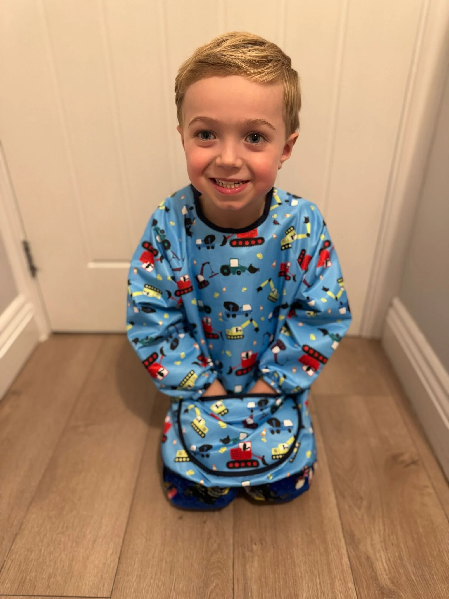 Tiddler Waterproof Wipe Clean Coverall Apron - Image 10