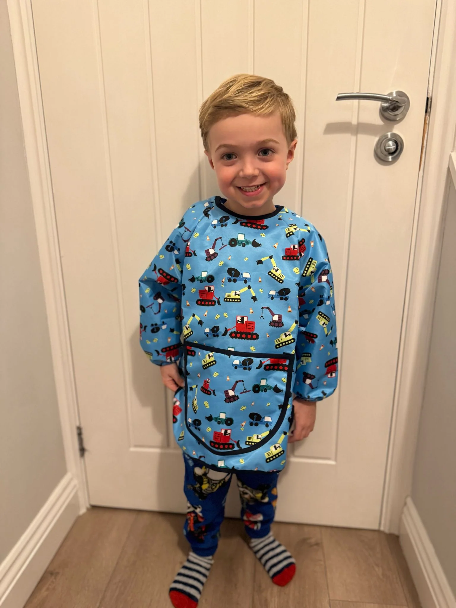 Tiddler Waterproof Wipe Clean Coverall Apron - Image 11