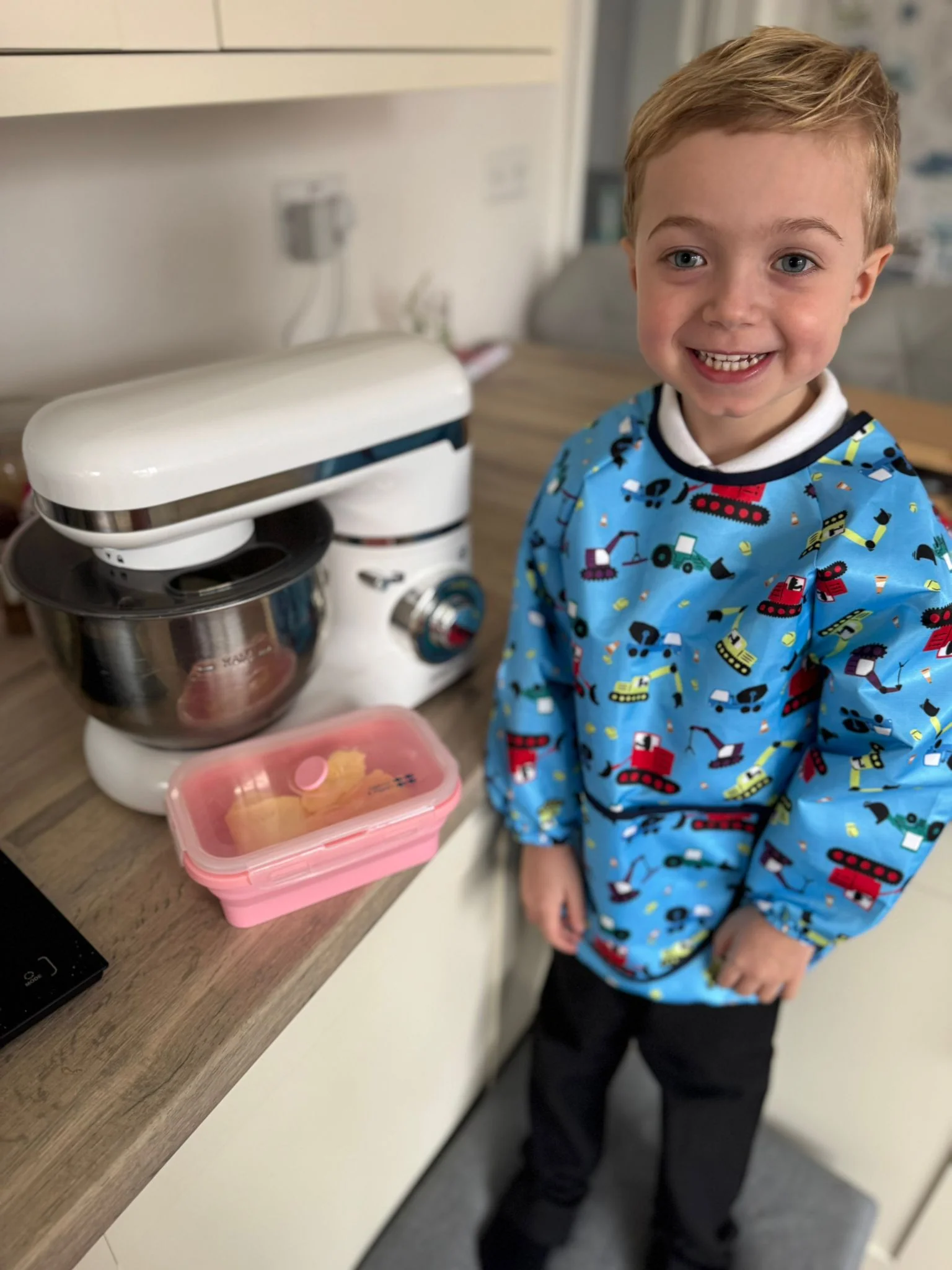 Tiddler Waterproof Wipe Clean Coverall Apron - Image 18