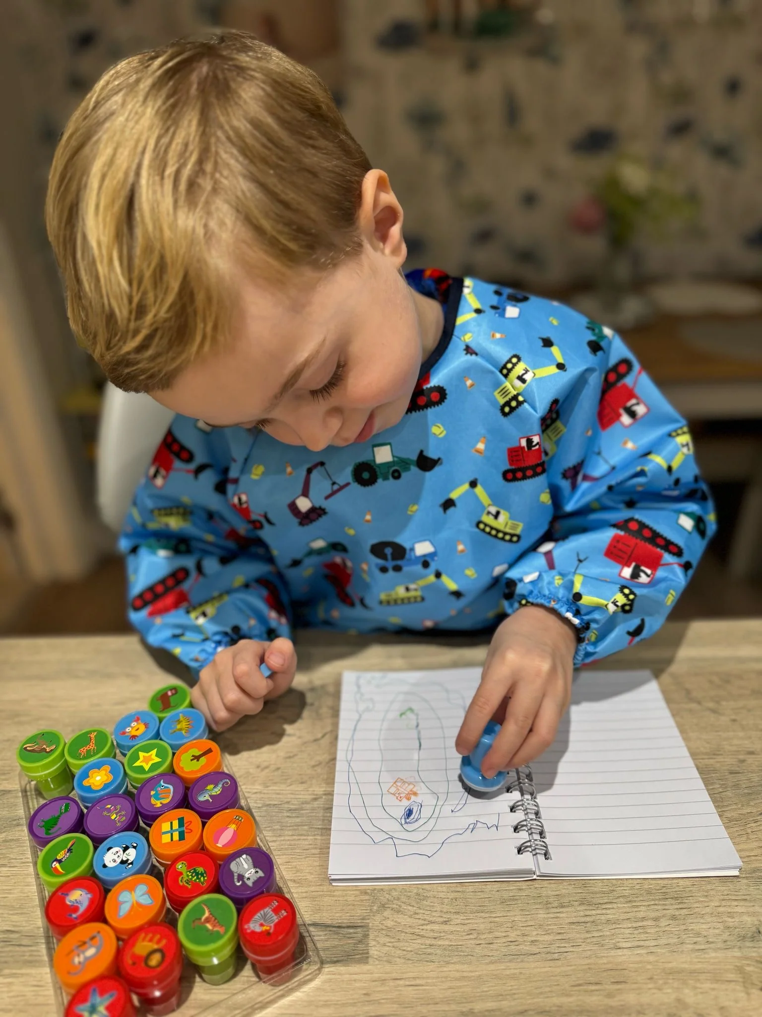 Tiddler Waterproof Wipe Clean Coverall Apron - Image 9